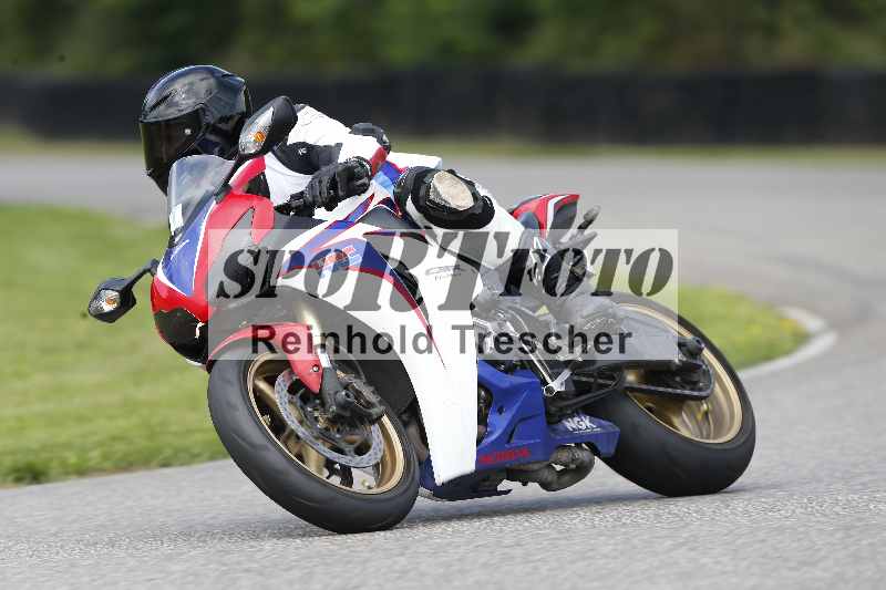 Archiv-2025/40 05.08.2025 FREERIDE Training ADR/Gruppe M/team